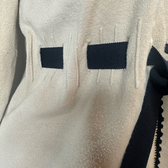 White House Black Market Beige Sweater Cardigan with Black Ribbon Size L - Picture 4 of 11
